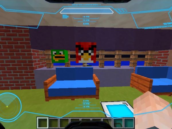 Little RoPo - Minecraft Videos - Defeating the Pigs with the Angry Birds