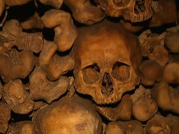 In Search of Holy Treasure - The Blood of Saint Januarius