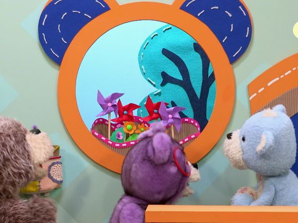 Teddies - A Tizzy Não Sabe Assobiar