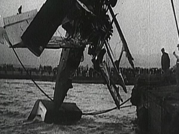 History Retold - Early Air Disasters