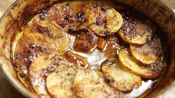 Nigel Slater Eating Together - Hotpots