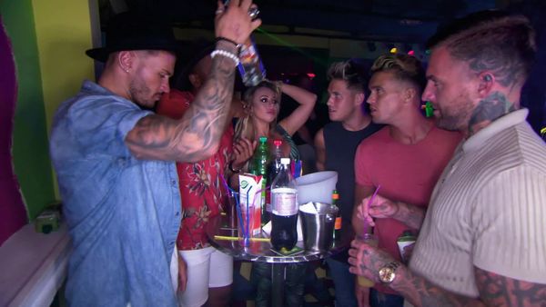 Geordie Shore - Hole In One