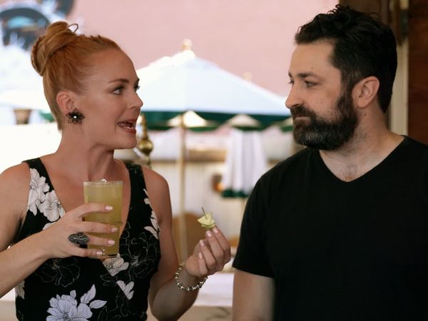Mezcla - Cócteles de Días Festivos & Viejos Amigos
