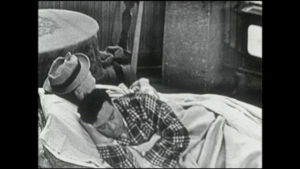 The Honeymooners: Lost Episodes - Norton Moves In