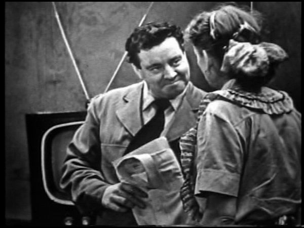 The Honeymooners: Lost Episodes - Ralph Threatens to Leave