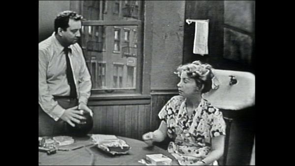 The Honeymooners: Lost Episodes - The New Bowling Ball