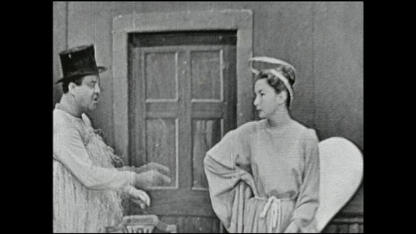 The Honeymooners: Lost Episodes - Halloween Party