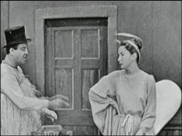 The Honeymooners: Lost Episodes - Halloween Party