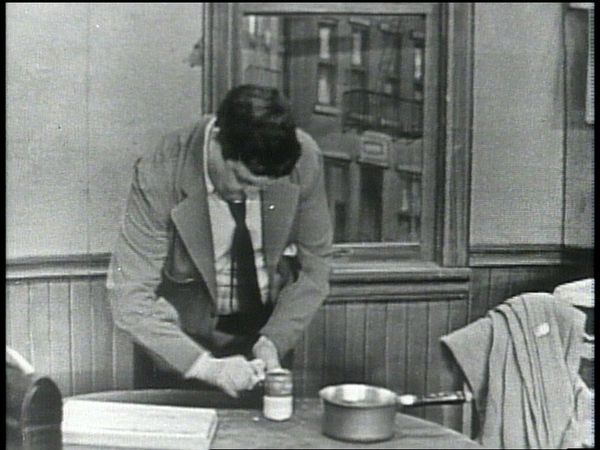 The Honeymooners: Lost Episodes - Lunch Box