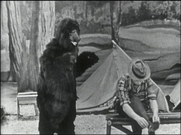 The Honeymooners: Lost Episodes - Vacation at Fred's Landing