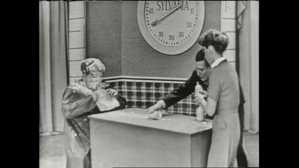 The Honeymooners: Lost Episodes - Teamwork Beat the Clock