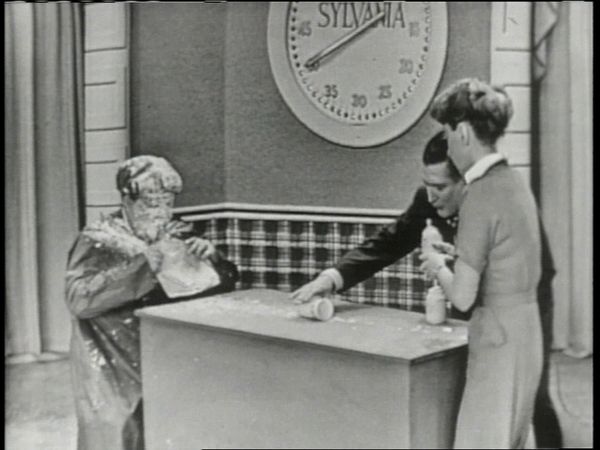 The Honeymooners: Lost Episodes - Teamwork Beat the Clock