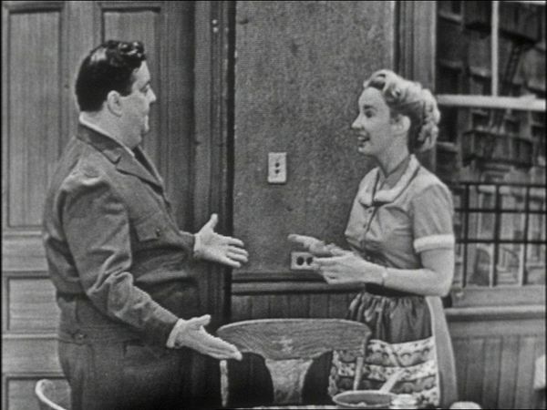 The Honeymooners: Lost Episodes - Two Family Car