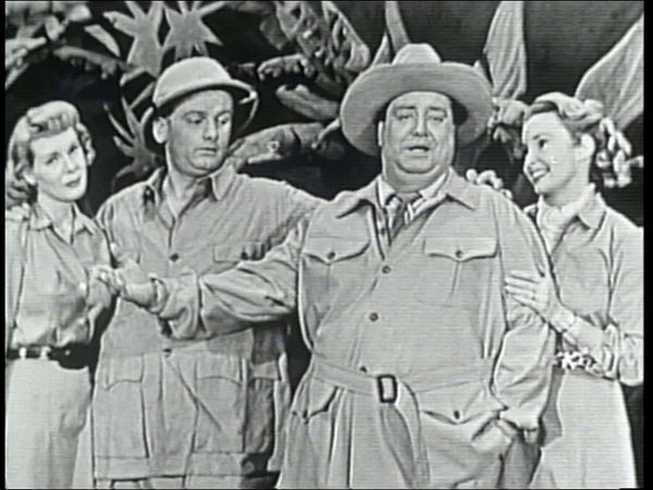 The Honeymooners: Lost Episodes - I Remember Mau Au