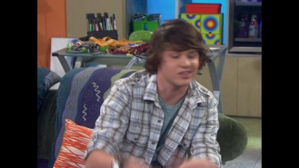 True Jackson, VP - True, la celestina