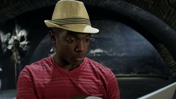 Supah Ninjas - Shadow Fly