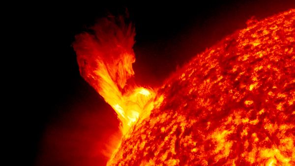 Xploración espacio profundo - El sol todo poderoso