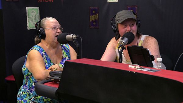 Hollywood Hillbillies - Hyping the Hillbillies