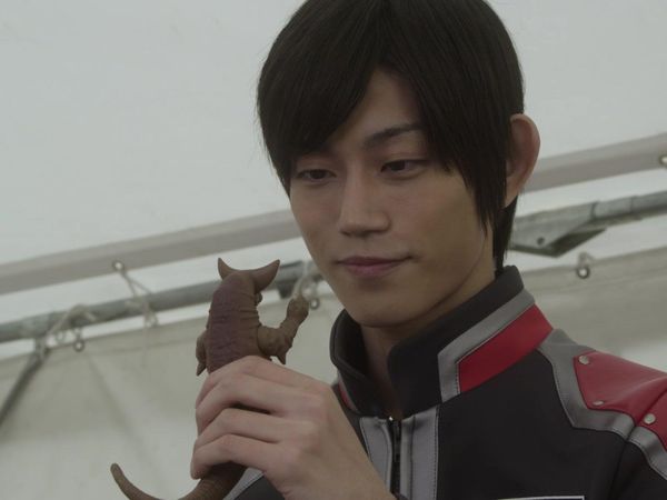 Ultraman X - Ultraman X: S1 E1 - Voice From The Starry Sky