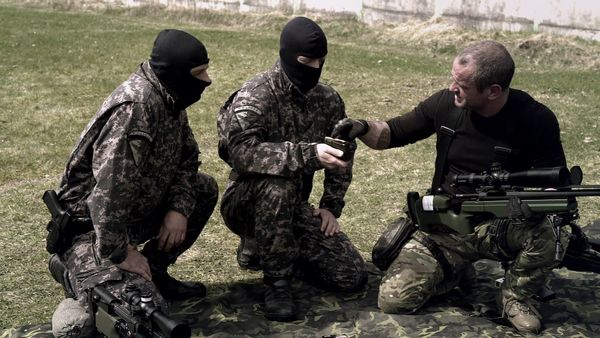 Close Quarter Battle - Hunting Sarajevo Snipers