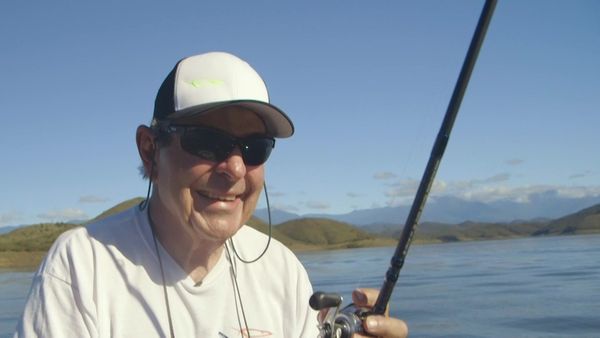 A Fishing Story with Ronnie Green - The Dentist