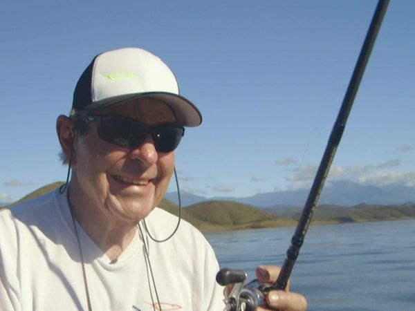 A Fishing Story with Ronnie Green - The Dentist