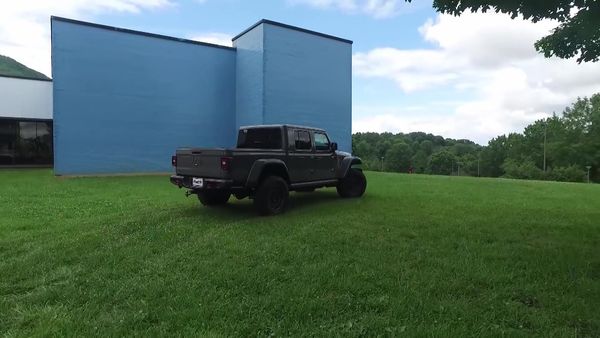 Motorhead Garage - Big, Bad Trucks, Required Rubber for Restoration, and Nanotechnology for Your Fuel