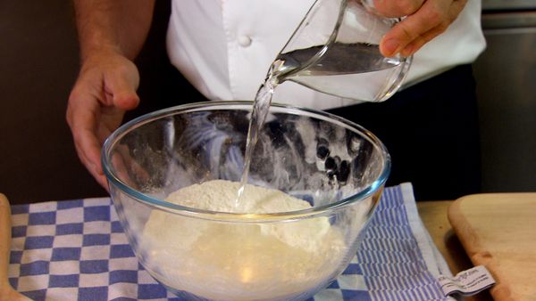 Raymond Blanc's Kitchen Secrets - Puddings