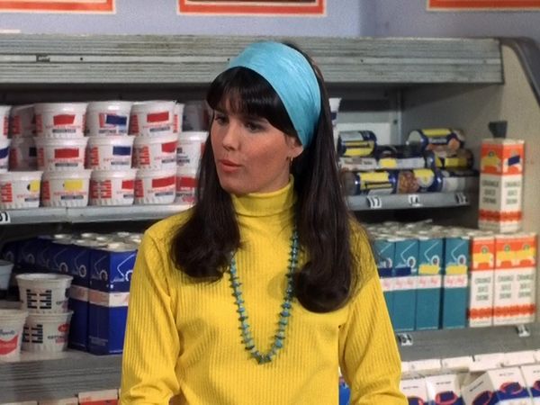 Here's Lucy - Lucy the Shopping Expert