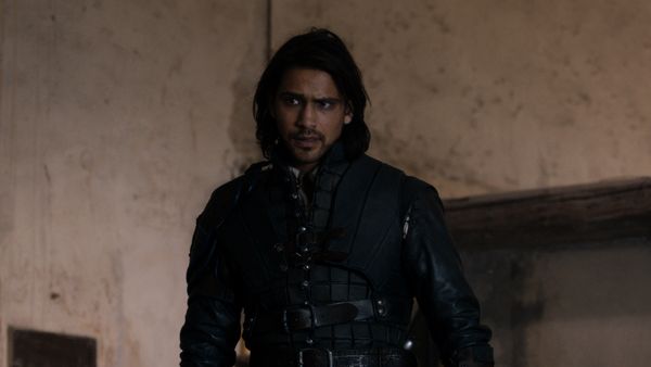 The Musketeers - To Play the King