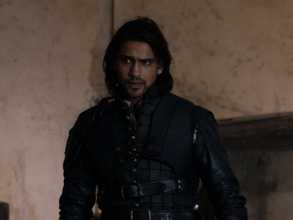 The Musketeers - To Play the King