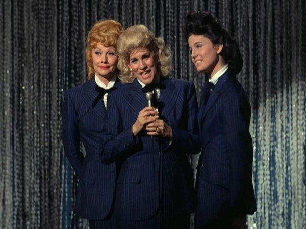 Here's Lucy - Lucy and the Andrews Sisters
