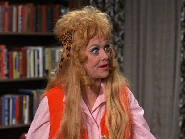 Here's Lucy - Lucy at the Drive-In Movie