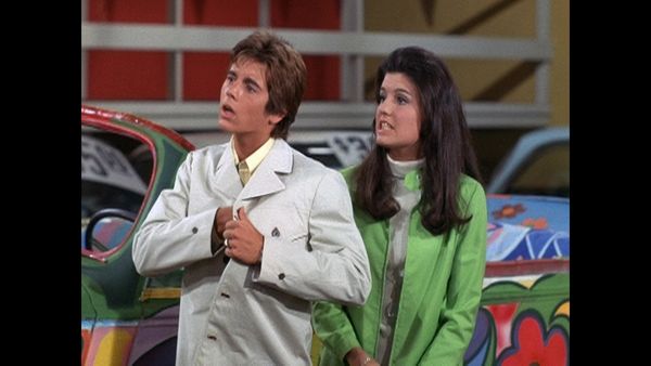 Here's Lucy - Lucy and the Used Car Dealer