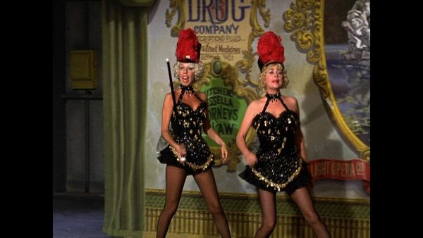 Here's Lucy - Lucy and Carol Burnett