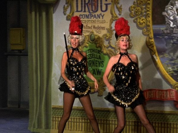 Here's Lucy - Lucy and Carol Burnett