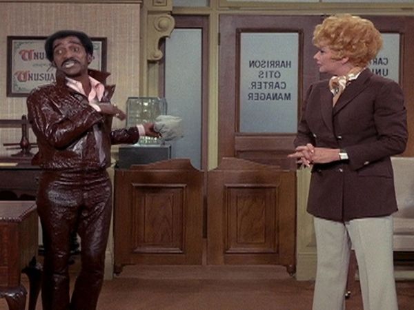 Here's Lucy - Lucy and Sammy Davis Jr.
