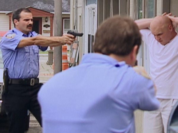 Les Nouveaux Detectives - Confiance aveugle