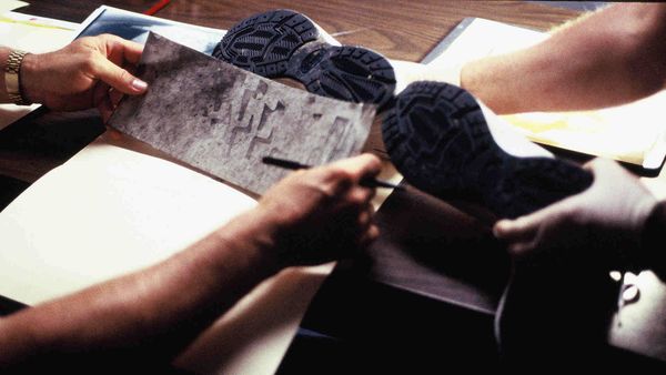 Les Nouveaux Detectives - Empreintes coupables