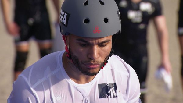 The Challenge: Champs Vs. Stars - La pente glissante