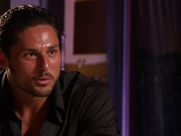 Ex on the Beach - Max Makes His Move