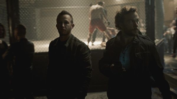 SIX: Esquadrão Antiterrorista - Dualidade