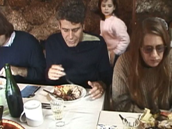 Anthony Bourdain: A Cook's Tour - Stuffed Like a Pig