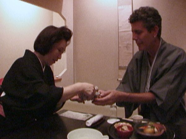 Anthony Bourdain: A Cook's Tour - Dining with Geishas