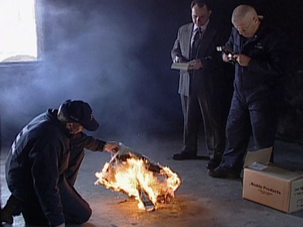 Les Nouveaux Detectives - Mort par intoxication
