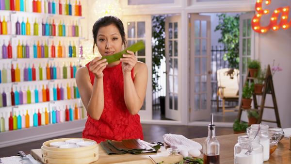 One World Kitchen - Red curry from scratch