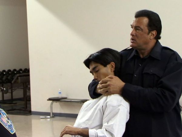 Steven Seagal: Lawman - The Deadly Hand