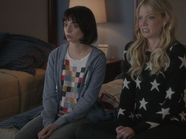 Garfunkel and Oates - Rule 34