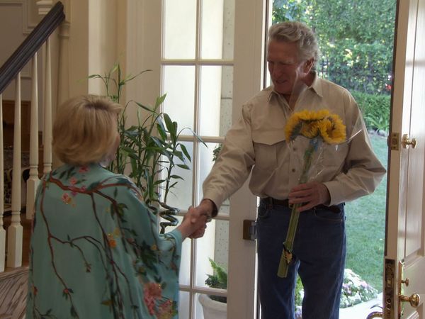 Joan & Melissa: Joan Knows Best? - Joan Looks For Love.