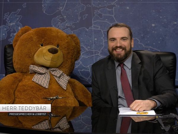 CC:N – Comedy Central News - Kommerz im Kinderzimmer / Tattoos / Wohnen